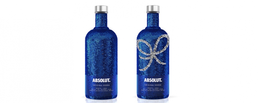 Vodka Absolut veste-se de lantejoulas em mais uma edição limitada