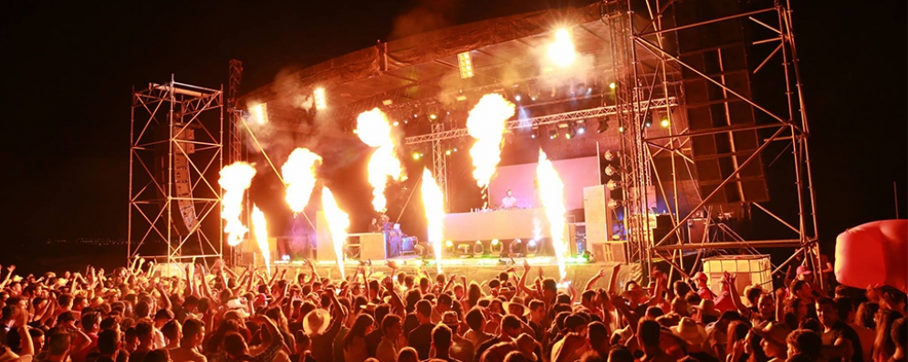 RFM Beach Power regressa com Firebeatz e Gregor Salto