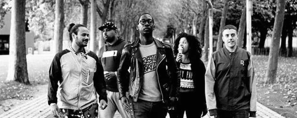 Buraka anunciam pausa no &quot;sistema&quot;