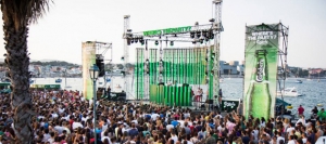 &#039;Where&#039;s the party&#039; da Carlsberg regressa a Portugal em dose dupla