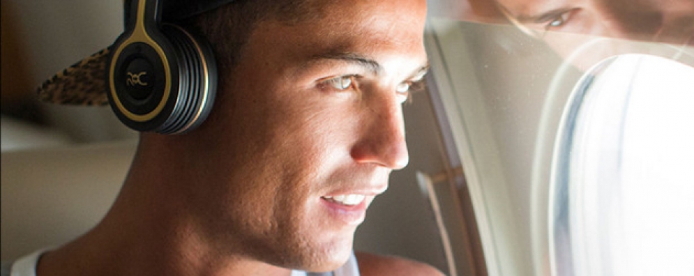 Cristiano Ronaldo assina linha de headphones