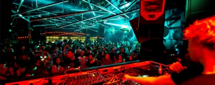 Lux sobe na tabela dos melhores clubs do mundo. Confere a lista completa da DJ Mag